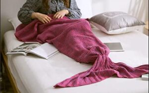 mermaid tail blanket (adult, magenta)