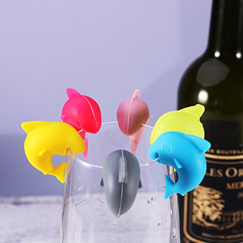 BESTONZON 12 Pcs Silicone Glass Charms Reusable Drink Markers Mini Shark Wine Glass Identifiers