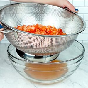 RSVP International International Endurance Stainless Steel Precision Pierced Colander, 5-Quart (Punch-5)