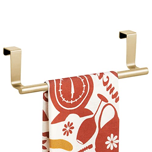 mDesign Metal Over The Door Towel Holder for Kitchen Cabinet - Hand, Dish, and Tea Towel Rack - Over The Door Towel Bar and Hanger - Kitchen/Bathroom Organizer - Omni Collection - 2 Pack, Soft Brass