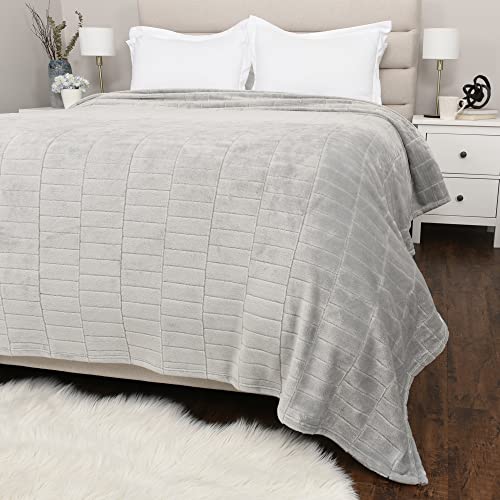 Life Comfort Cozy Textured Lightweight Throw, 90"x90" 100% Recycled Fibers Eco-Friendly Queen Size Super Soft Soft All Season Premium Comfort Blanket for Bed or Couch, Grey