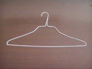 100 gold wire hangers 18" standard gold clothes hangers (gold)