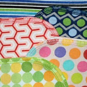 Abstract Circles and Stripes 1 Ply 12x12 Inches Set of 5 Printed Flannel Paperless Towels