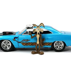 Jada 1:24 Diecast 1970 Plymouth Roadrunner with Wile E Coyote Figure