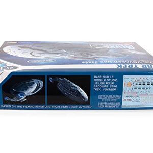 Round 2 Polar Lights Star Trek U.S.S. Voyager (Snap) 2T 1:1000 Scale Model Kit (POL980M)