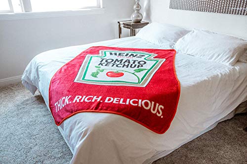 Heinz Ketchup Logo Plush Throw Blanket | Cozy Sherpa Wrap Covering for Sofa, Bed | Super Soft Lightweight Fleece Blanket | Geeky Home Decor | 45 x 60 Inches