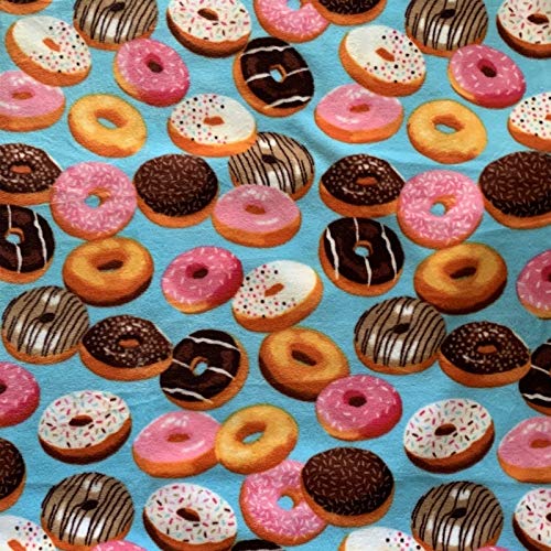 Dozen Donuts Anti-Pill No-Sew Throw Fleece Fabric Kit (50x60)