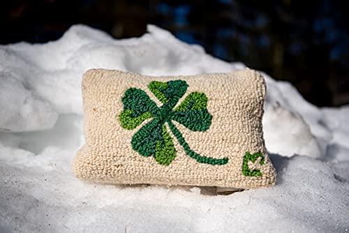 Chandler 4 Corners Artist-Designed Shamrock Hand-Hooked Wool Decorative Throw Pillow (8” x 12”)