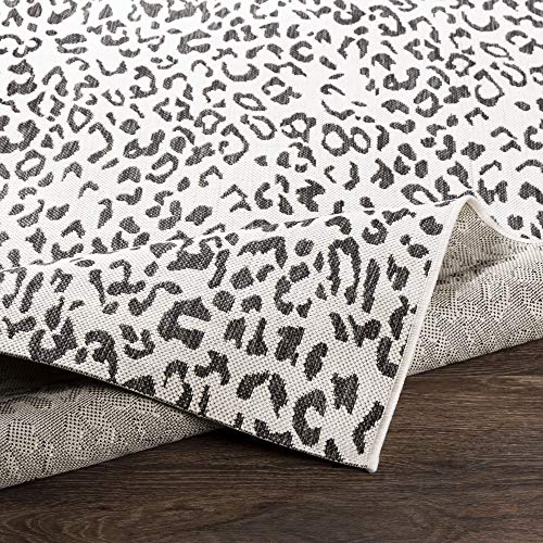 Artistic Weavers Esperanza Leopard Outdoor Area Rug,5'3" x 7'7",Black/White