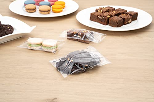 Bag Tek 4.7 x 4 Inch Treat Bags, 100 Microwave-Safe Cookie Bags - Lip And Tape Design, Heat-Resistant, Clear Plastic Resealable Bakery Bags, Grease-Resistant, For Candy, Nuts, And Party Favors