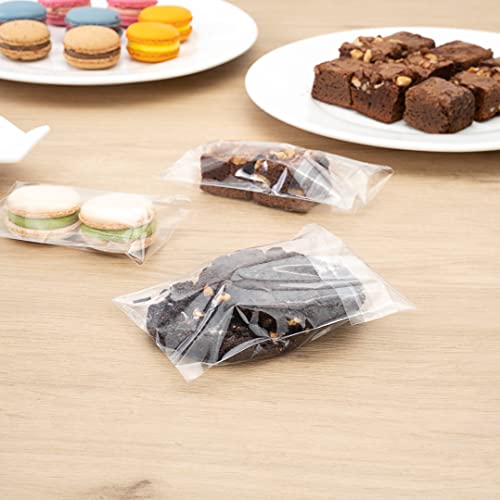 Bag Tek 4.7 x 4 Inch Treat Bags, 100 Microwave-Safe Cookie Bags - Lip And Tape Design, Heat-Resistant, Clear Plastic Resealable Bakery Bags, Grease-Resistant, For Candy, Nuts, And Party Favors