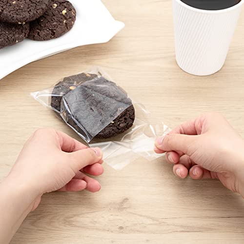 Bag Tek 4.7 x 4 Inch Treat Bags, 100 Microwave-Safe Cookie Bags - Lip And Tape Design, Heat-Resistant, Clear Plastic Resealable Bakery Bags, Grease-Resistant, For Candy, Nuts, And Party Favors