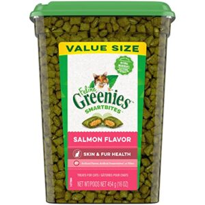 greenies feline smartbites skin & fur crunchy and soft textured adult natural cat treats, salmon flavor, 16 oz. tub