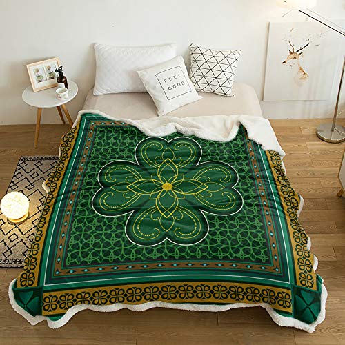 T&H XHome Sherpa Fleece Throw Blanket Cozy Soft Warm Bed Blankets,St. Patrick's Day Traditional Shamrock Irish Fuzzy Plush Microfiber Lightweight Blankets All Season for Couch Sofa 40x50IN