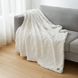 UGG 10483 Adalee Soft Faux Fur Reversible Accent Throw Blanket Luxury Cozy Fluffy Fuzzy Hotel Style Luxurious Home Decor Soft Luxurious Blankets for Couch, 70 x 50-Inch, Natural
