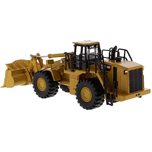 1:64 Scale Caterpillar 988H Wheel Loader - Construction Metal Series by Diecast Masters - 85697 - Functioning Arm and Bucket - Play and Collect - Made of Diecast Metal with Some Plastic Parts