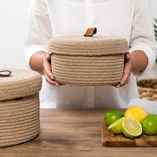 DENJA & CO Round Baskets with Lids - Set of 2 Decorative Jute Baskets with Lids for Organizing - Natural Jute Rope Lidded Baskets with Genuine Leather Tabs - Storage Baskets with Lids