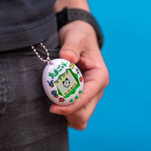 Tamagotchi 42816 Original Japanese Logo-Feed, Care, Nurture-Virtual Pet with Chain for on The go Play