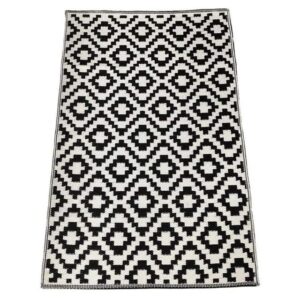 Black and White Reversible Indoor/Outdoor Rug That's UV and Stain Resistant. Ideal Outdoor Carpet and Patio Rug at 6 ft x 3.9 ft (180 cm x 120 cm). Looks Great in Gardens, Decks and on Balconies.