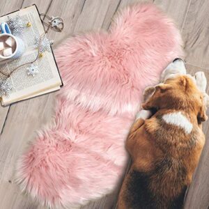 2 Pieces Fluffy Heart Shaped Rug Faux Area Rug Bushy Room Carpet for Home Living Room Sofa Floor Bedroom, 12 x 16 Inch (Pink)