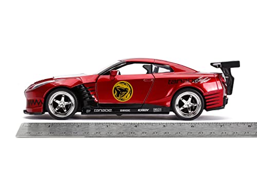 Jada 1:24 Diecast 2009 Nissan GT-R with Red Ranger Figure for Boys