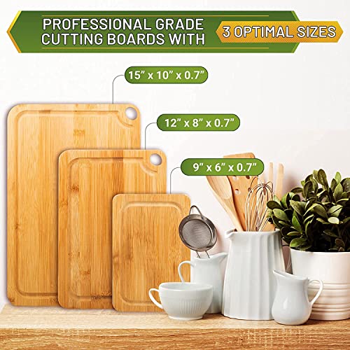 Bamboo Cutting Board Set of 3, Cutting Boards in Large, Medium & Small Size, Organic Wooden Cutting Boards for Kitchen, Vegetable & Meat Cutting Board, Cutting Board With Juice Groove & Handles