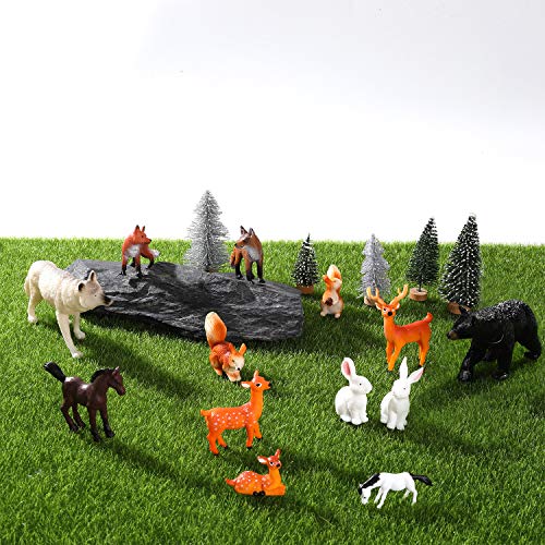 Skylety 18 Piece Christmas Woodland Animals Figurines Woodland Creatures Figurines Realistic Plastic Wild Forest Animals Figurines for New Year Birthday Christmas Party