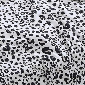 Betsey Johnson - King Duvet Cover Set, Reversible Bedding with Matching Shams, Modern Home Decor (Water Leopard White, King)