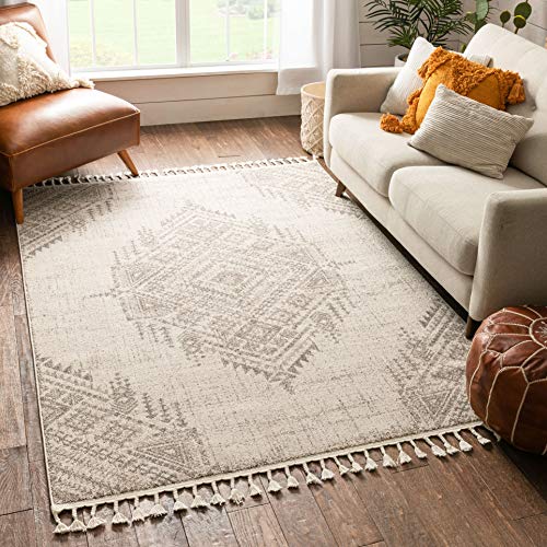 Well Woven Anita Beige Tribal Medallion Area Rug (7'10" x 10'6")