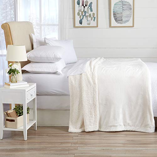 Great Bay Home Sherpa Fleece and Velvet Plush Full/Queen Throw Blanket White | Thick Blanket for Fall and Winter | Cozy, Soft, and Warm Fleece Throw Blanket | Cielo Collection