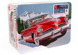 amt 1953 studebaker starliner - usps with collectible tin 1:25 scale model kit