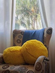 elitehomeproducts ehp 2 piece soft faux fur throw pillow, 12" diameter decorative pillow (12" diameter, yellow)