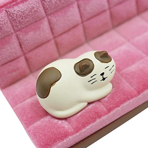 MAYIWO Cute Cat Cellphone Stand Resin Miniature Coach Shaped Desk Phone Holder Mount for Girls Smartphones
