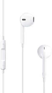apple earpods in-ear earbuds with mic and remote earbud headphones white with usb-c to 3.5 mm headphone jack adapter (renewed)