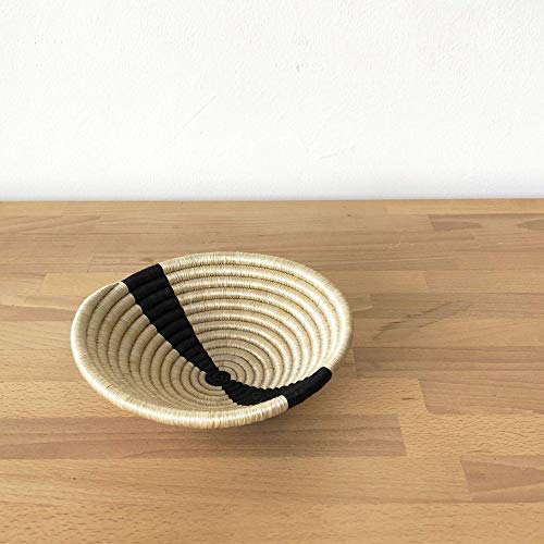 Small African Basket: Nyagatare/Rwanda Basket/Woven Bowl/Sisal & Sweetgrass Basket/Tan, Black