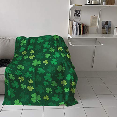 Singingin Super Soft Cozy Bed Fleece Blanket Throw St. Patrick's Day Clover Dark Green Background 39×49inch Fuzzy Plush Lightweight Couch Blankets Microfiber Provides Comfort and Warm All Season