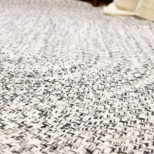 Super Area Rugs Farmhouse Braided Rug Cotton Kitchen Reversible Carpet, Black & White, 2' X 3' Oval