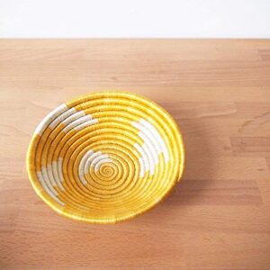 Small African Basket: Cyungo/Rwanda Basket/Woven Bowl/Sisal & Sweetgrass Basket/Sunshine, White