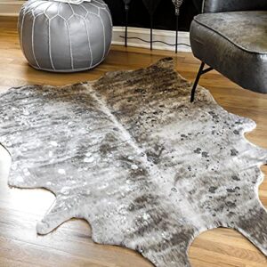 nuLOOM Bravo Spotted Faux Cowhide Area Rug, 5' 9" x 7' 7", Grey