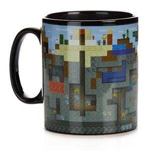 Minecraft XL Heat Change Travel Coffee or Tea Mug - Paladone Large Coffee Cup 550ml Featuring Mine Scene From the Game