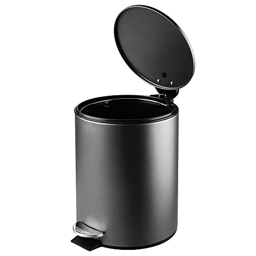 mDesign Metal 1.3 Gallon/5 Liter Round Step Trash Wastebasket, Garbage Container Bin with Lid for Bathroom, Powder Room, Bedroom, Kitchen, Craft Room, Office - Removable Liner Bucket - Black