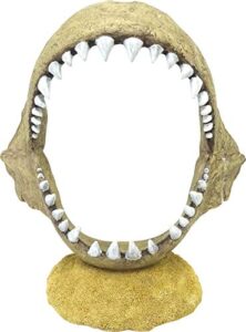 penn-plax deco-replicas shark jaw aquarium ornament – safe for freshwater and saltwater tank setups