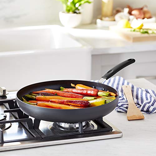 Amazon Basics Hard Anodized Non-Stick Skillet - 12.5-Inch, Black