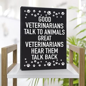 JennyGems Veterinarian Gifts Veterinary Gifts, Good Veterinarians Talk To Animals Great Veterinarians Hear Them Talk Back Wooden Sign for Shelf or Wall Hanging, Made in USA