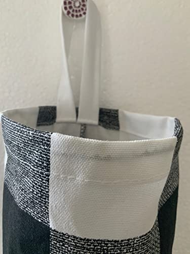 Plastic Bag Holder/plastic bag organizer/grocery bag dispenser (Black and White - Buffalo)