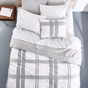 Lacoste Baseline Comforter Set, Full/Queen, Micro Chip/White
