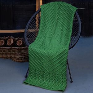 saol irish throw with shamrock - 100% merino wool aran couch blanket 48'' x 68'' (122 x 173 cm) (green)