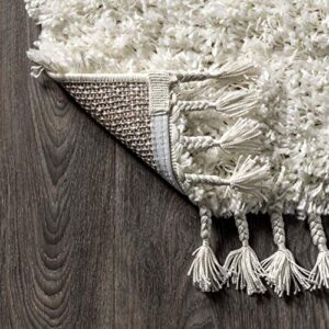 JONATHAN Y MCR100A-5 Mercer Shag Plush Tassel Indoor Area-Rug Bohemian Modern Contemporary Solid Easy-Cleaning Bedroom Kitchen Living Room, 5 X 8, White with Tassel