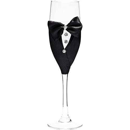 Bride and Groom Glass Champagne Flutes (Set of 2)