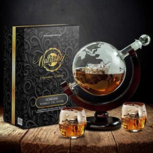 NutriChef Glass Whiskey Decanter - 850ml Globe Whiskey Carafe Alcohol Decanter Set with Glasses , Liquor Decanter w/ Stopper & Base, For Brandy Wine Cognac Rum Gin Scotch Bourbon